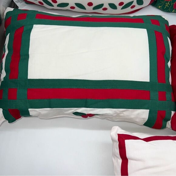 5 Keeco 100% Cotton Christmas Pillows in Red/White/Green w/Coordinated Patterns - Picture 7 of 13
